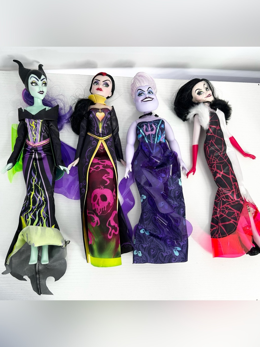 DISNEY Black & Brights VILLAINS 4 Dolls 11” Ursula Maleficent Cruella Evil Queen